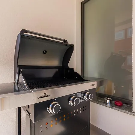 Pet Friendly In With Wifi Vikendica