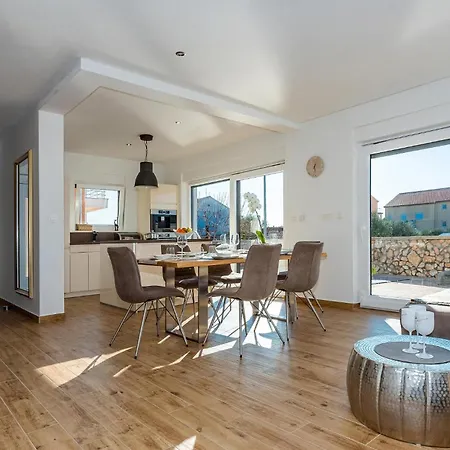 Casa de Férias Pet Friendly In With Wifi Srima