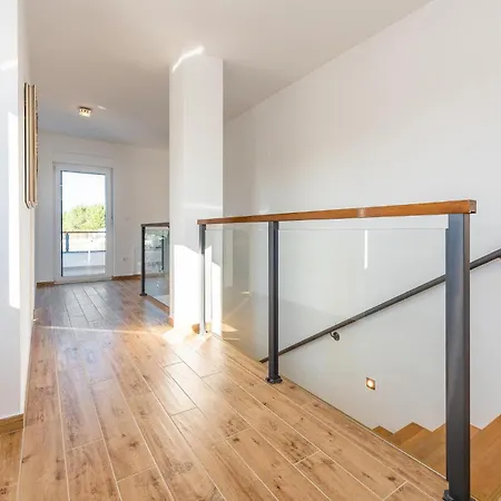 Casa de Férias Pet Friendly In With Wifi Srima